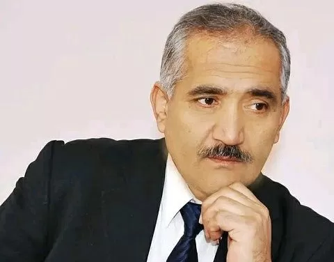 Абдуқаҳҳор Қосим: "Адабиёти воқеӣ инъикосгари сулҳу ворастагист" Абдуқаҳҳор Қосим: "Адабиёти воқеӣ инъикосгари сулҳу ворастагист"