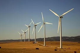 К 2030 году в Таджикистане увеличат выработку электроэнергии за счет ветряных и солнечных электростанций