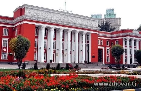В служебную командировку в регионы Таджикистана выехали народные депутаты 
