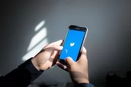 В Twitter запретили публикацию чужих фотографий