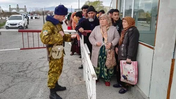 Барои тавҳини мардуми Узбекистон вуруди хориҷиён мамнӯъ мешавад? 