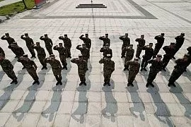 Председатель Китая призвал армию готовиться к военным действиям 