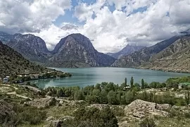Таджикистан стал самой популярной страной для узбекских туристов