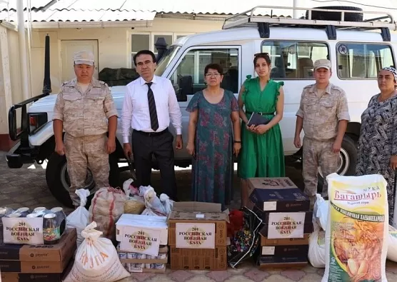 Военнослужащие 201-й российской военной базы оказали гуманитарную помощь Минздраву Таджикистана