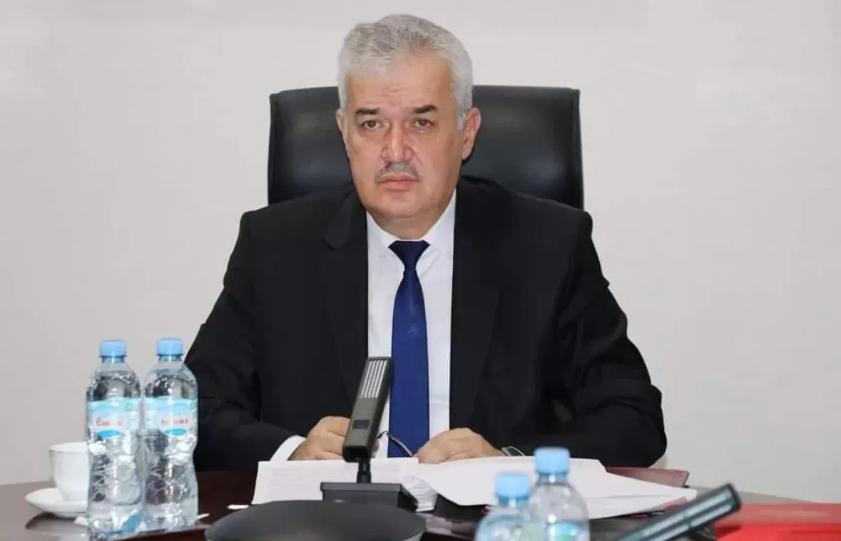 Министр образования Таджикистана заявил о готовности помочь афганской школе «Сомониён»