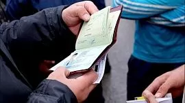 В Госдуме предложили запретить выдворение мигрантов, имеющих родственников—граждан РФ
