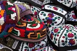 В Узбекистане призвали носить тюбетейки