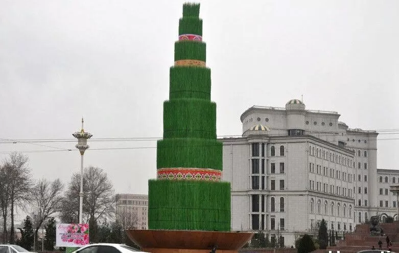 Омодагиҳои Наврӯзӣ дар Душанбе Омодагиҳои Наврӯзӣ дар Душанбе