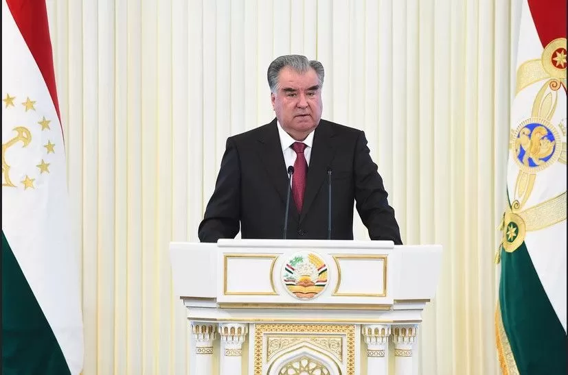 Президент: То соли 2026 садҳо ҳазор ҷойи нави корӣ фароҳам мегардад Президент: То соли 2026 садҳо ҳазор ҷойи нави корӣ фароҳам мегардад
