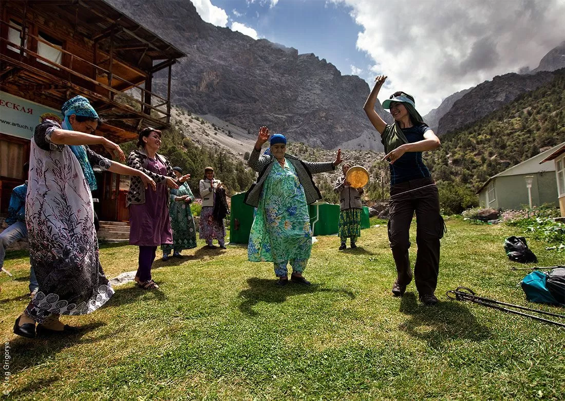 «Добрые люди, любовь к чтению, завораживающие места» - что впечатлило туристов в Таджикистане