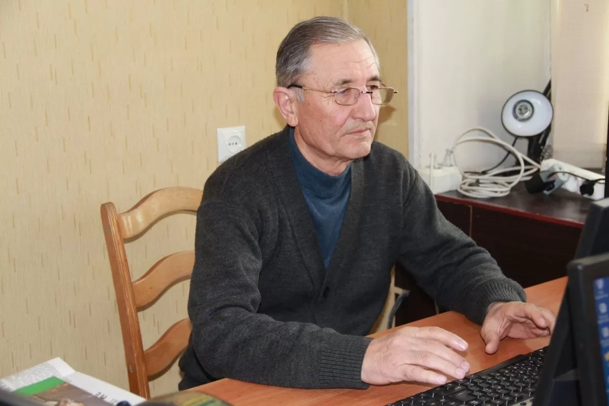 Қурбон Мадалиев: Аз боғдориву журналистика то тарҷумониву китоби “100 инсони бузургтарин”