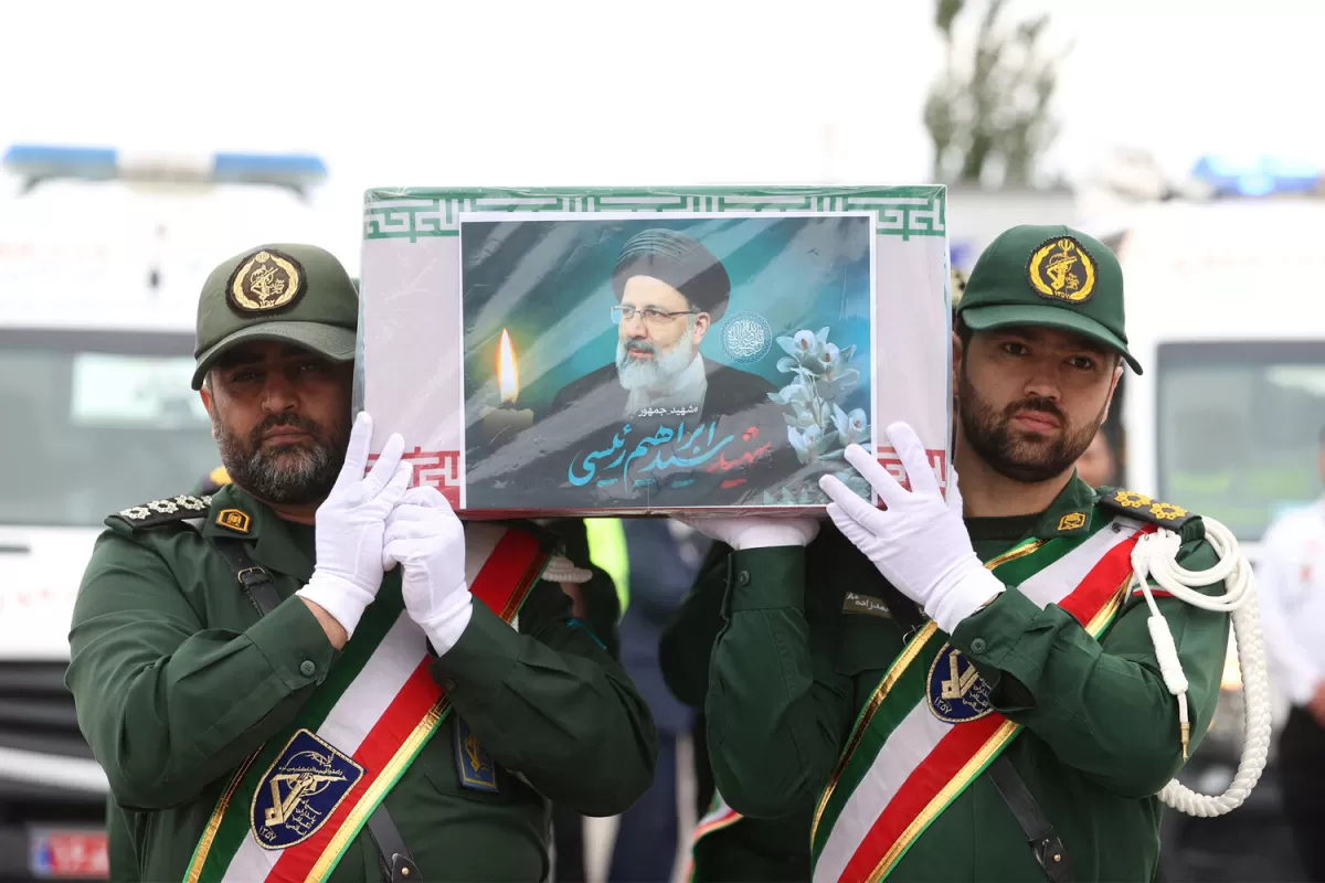 Делегация Таджикистана отправится на церемонию прощания с президентом Ирана  