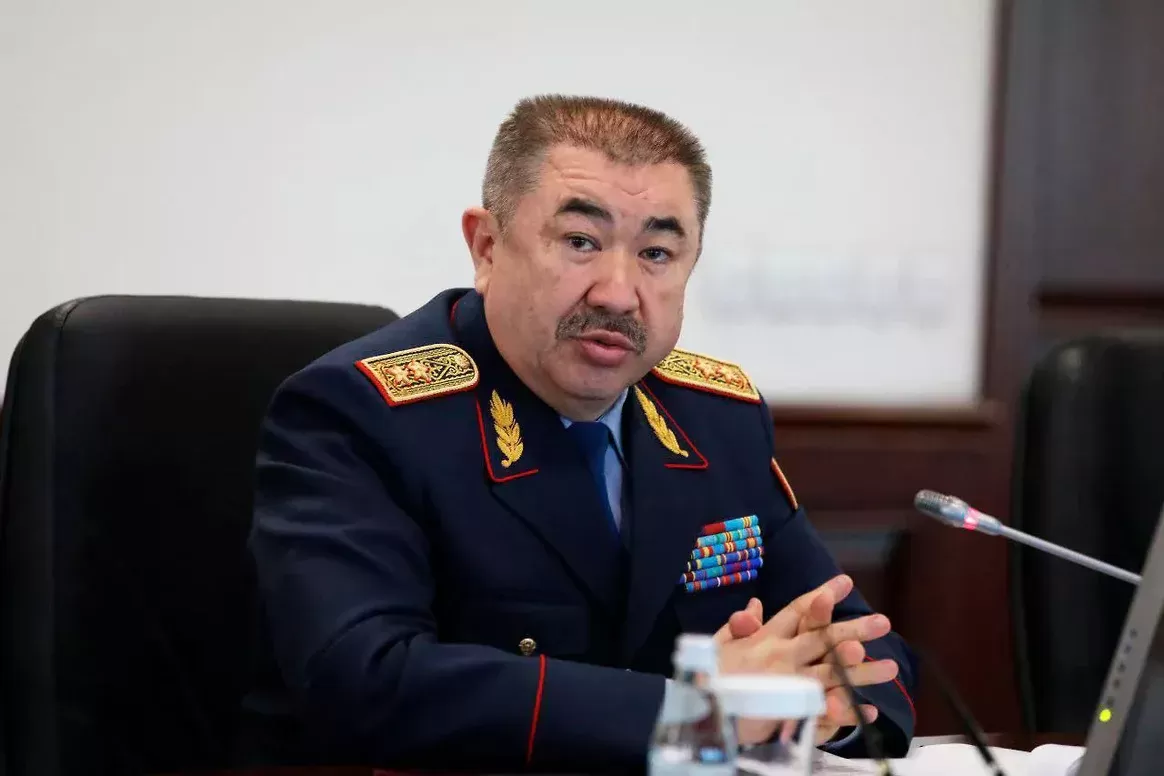 В Казахстане задержали бывшего главу МВД Тургумбаева