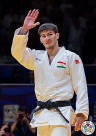 Таджикский спортсмен Сомон Махмадбеков выиграл бронзовую медаль на Чемпионате мира в Абу-Даби