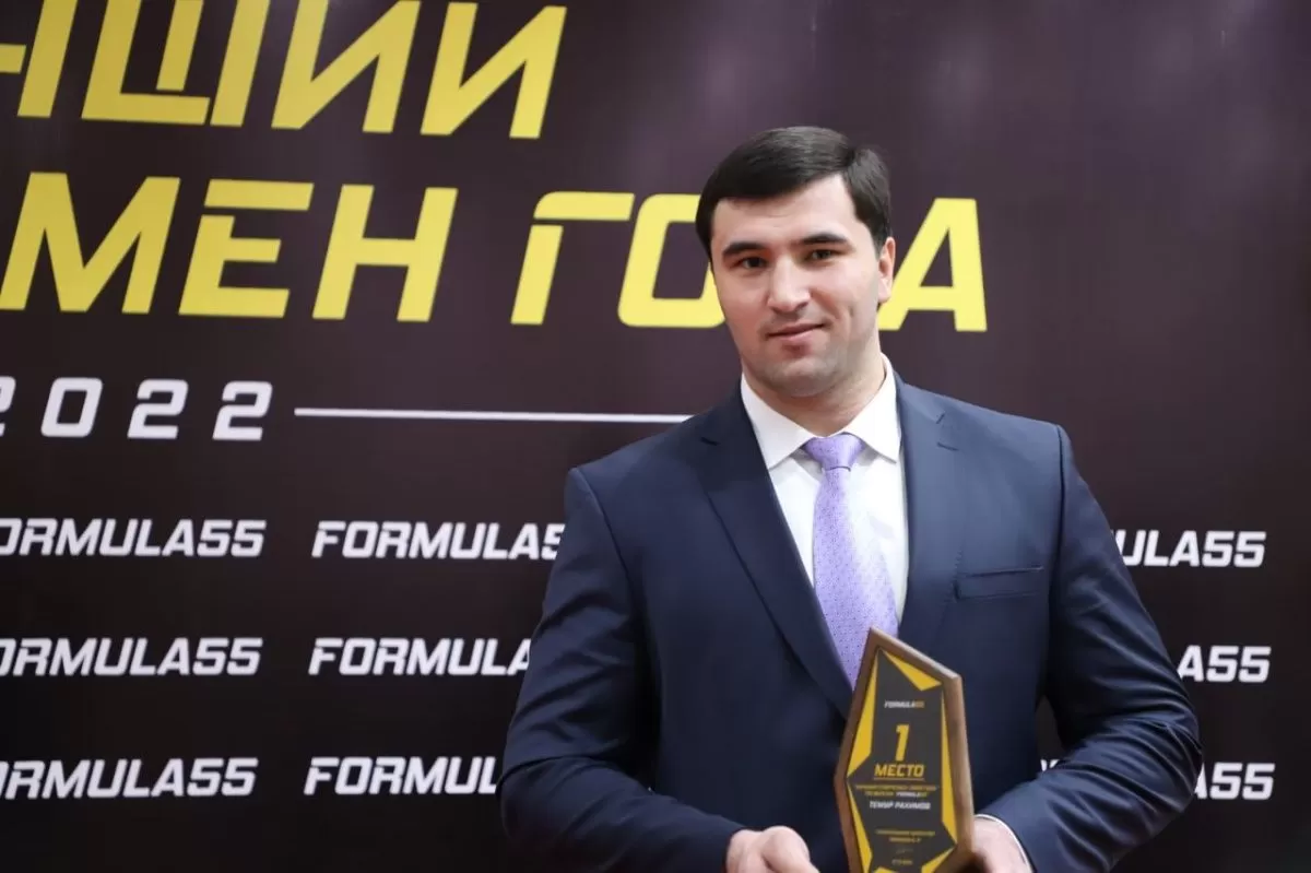 Лучшие спортсмены Таджикистана получили денежные призы