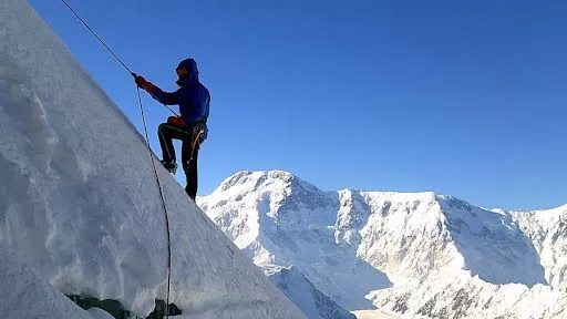 «Если быть, то первой»: женщины, совершившие восхождение на высочайшие вершины Таджикистана