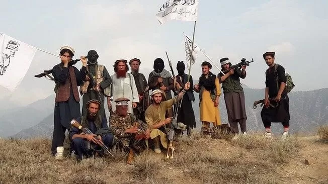 Талибы гарантируют таджикской стороне безопасность на границе