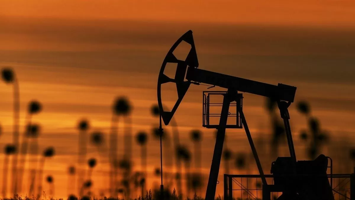 Таджикистан рассматривает возможность приобретения нефтепродуктов в Иране Таджикистан рассматривает возможность приобретения нефтепродуктов в Иране