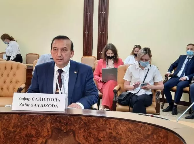 Генконсул Таджикистана выступил на IT-форуме в Екатеринбурге Генконсул Таджикистана выступил на IT-форуме в Екатеринбурге
