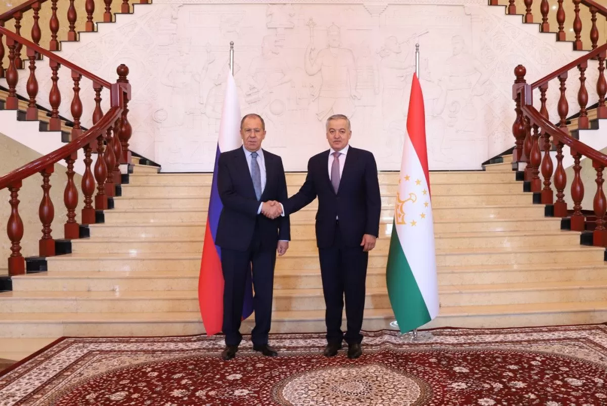Москва хочет возобновить регулярное авиасообщение с Таджикистаном