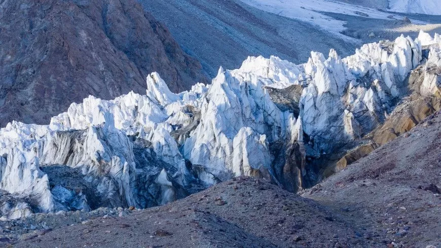 Власти Таджикистана призывают к созданию Международного фонда сохранения ледников