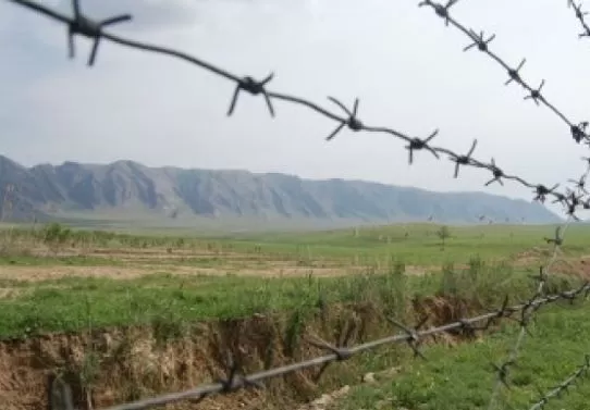 Ситуация на кыргызско-таджикской границе снова обострилась