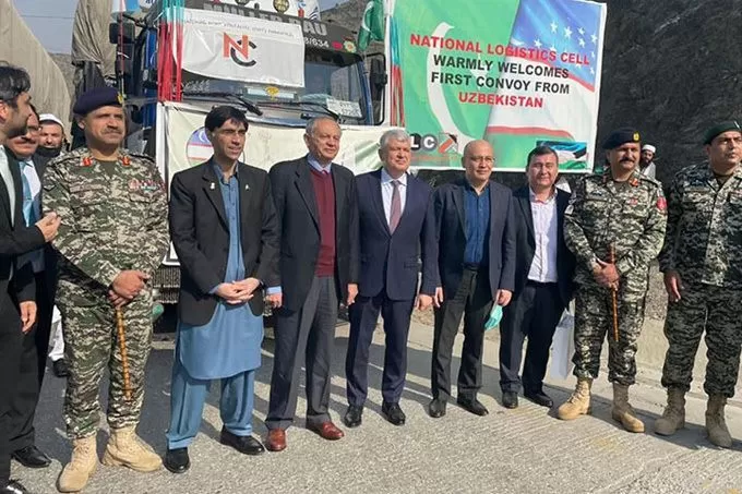 Пакистан, Афганистан и Узбекистан внедрят визы для водителей грузовиков