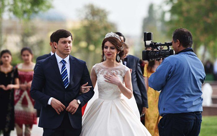 В Таджикистане изменили ограничения по количеству людей на свадьбах