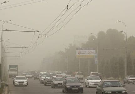 В Таджикистан пришла пыльная буря. Опасна ли она?