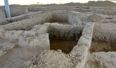 Эмомали Рахмон уехал в Пенджикент. Тут отметят 5500-летие Саразма Эмомали Рахмон уехал в Пенджикент. Тут отметят 5500-летие Саразма