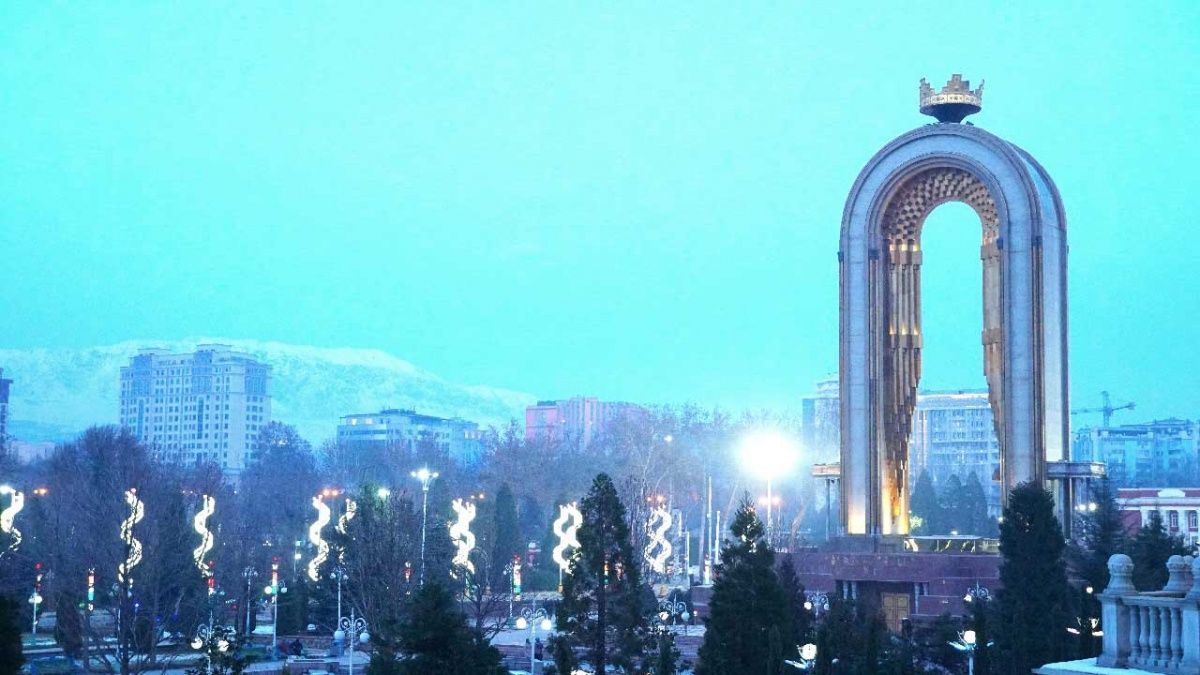 В Таджикистане учредят новую награду к 30-летию независимости В Таджикистане учредят новую награду к 30-летию независимости