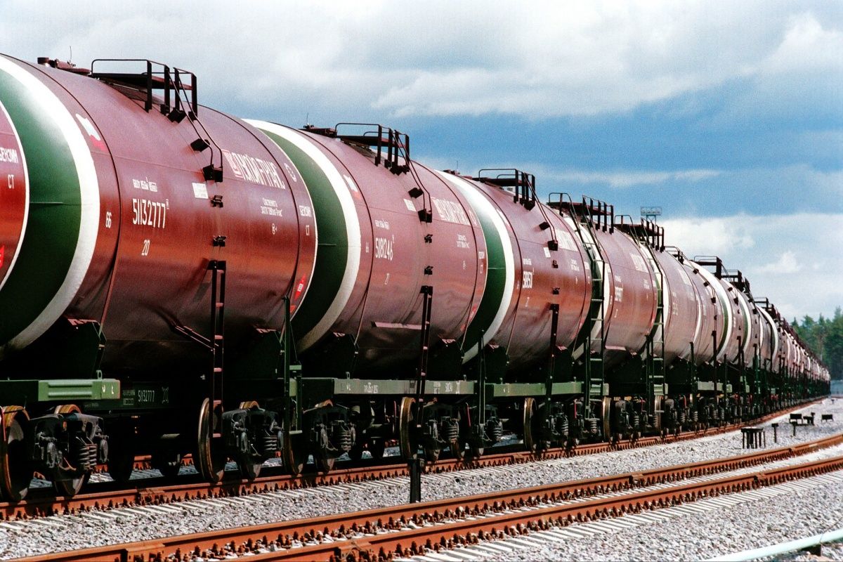 Россия беспошлинно поставит в Таджикистан 830 тыс. тонн нефтепродуктов 