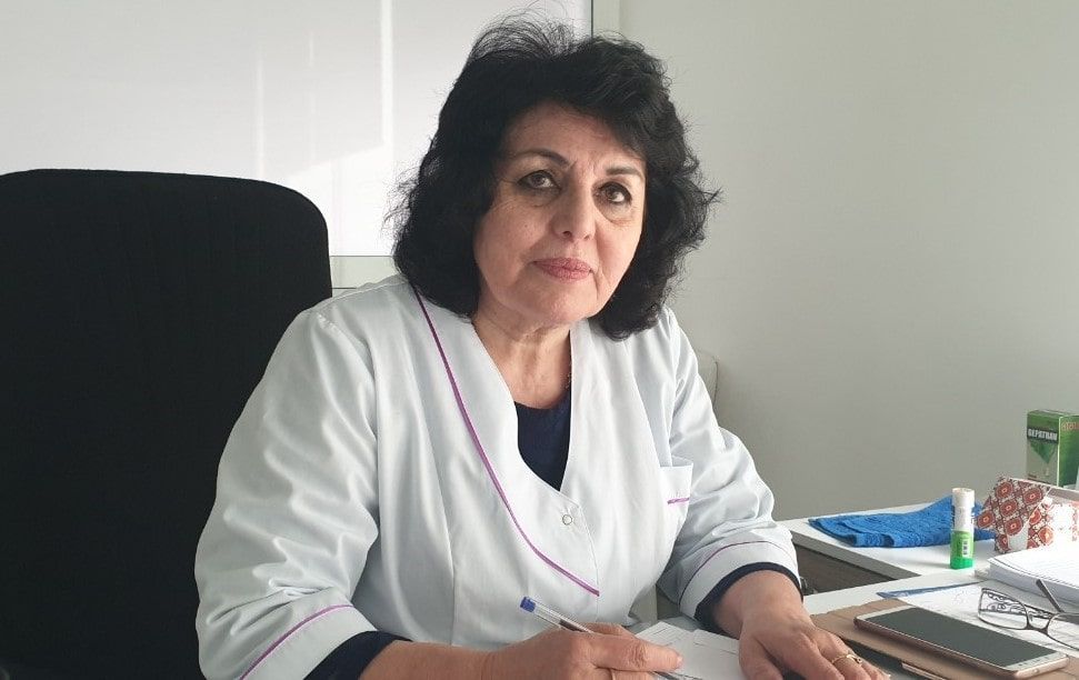 Ёде аз Фарида Мансурова: Сӯҳбати хотирмони ӯ дар бораи Айнӣ ва падараш Ҳ. Мансуров Ёде аз Фарида Мансурова: Сӯҳбати хотирмони ӯ дар бораи Айнӣ ва падараш Ҳ. Мансуров