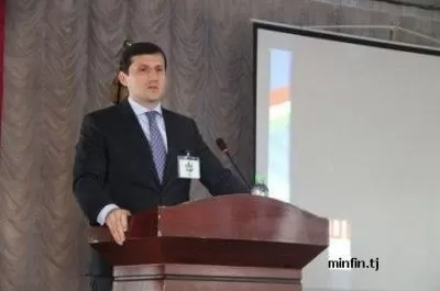 Форуми ҷавонони бахши молия номзади худро интихоб намуданд Форуми ҷавонони бахши молия номзади худро интихоб намуданд