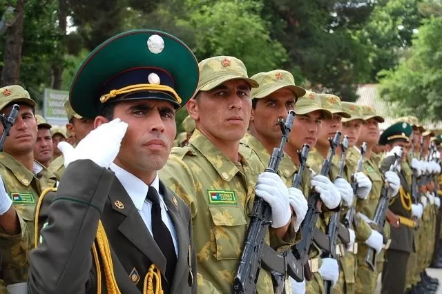 Призыв в армию Таджикистана теперь будет проходить круглогодично Призыв в армию Таджикистана теперь будет проходить круглогодично