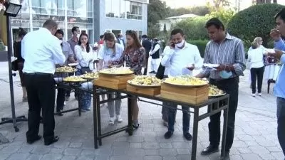 Салаты и коктейли из манго: как прошел необычный фестиваль в Душанбе Салаты и коктейли из манго: как прошел необычный фестиваль в Душанбе