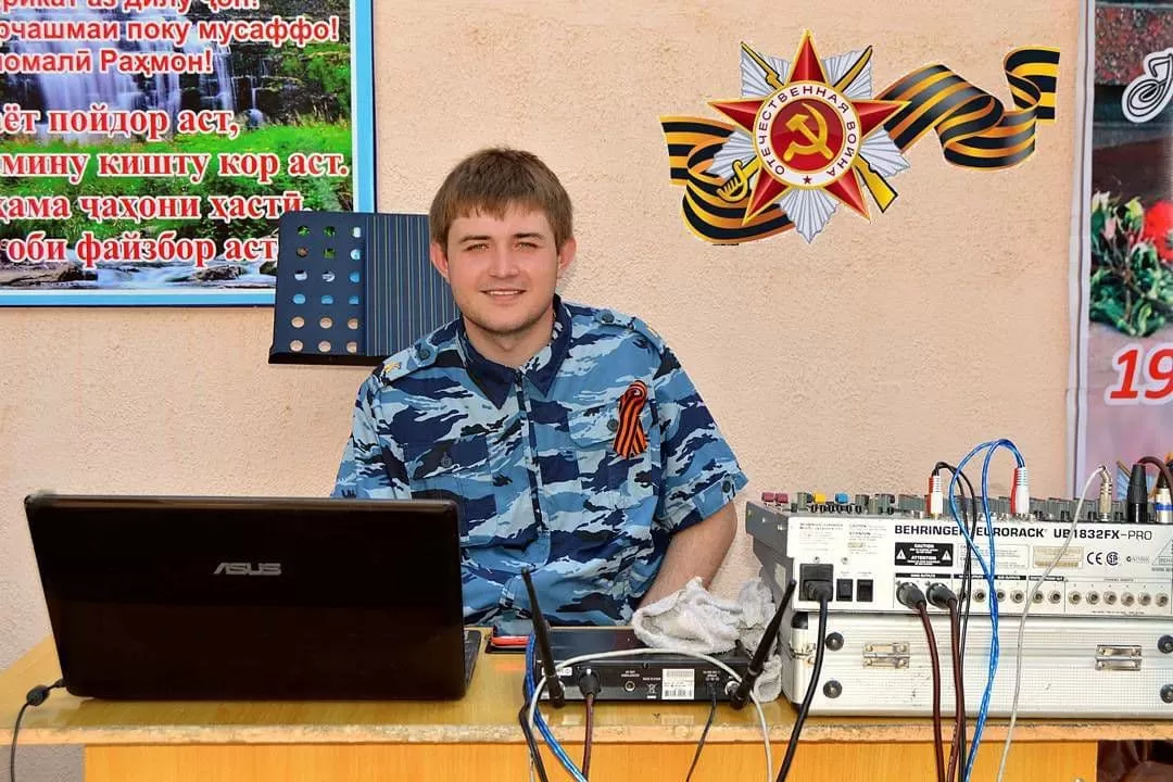 Чӣ тавр ҷавони рус дар Тоҷикистон мавқеъ ёфт? Чӣ тавр ҷавони рус дар Тоҷикистон мавқеъ ёфт?