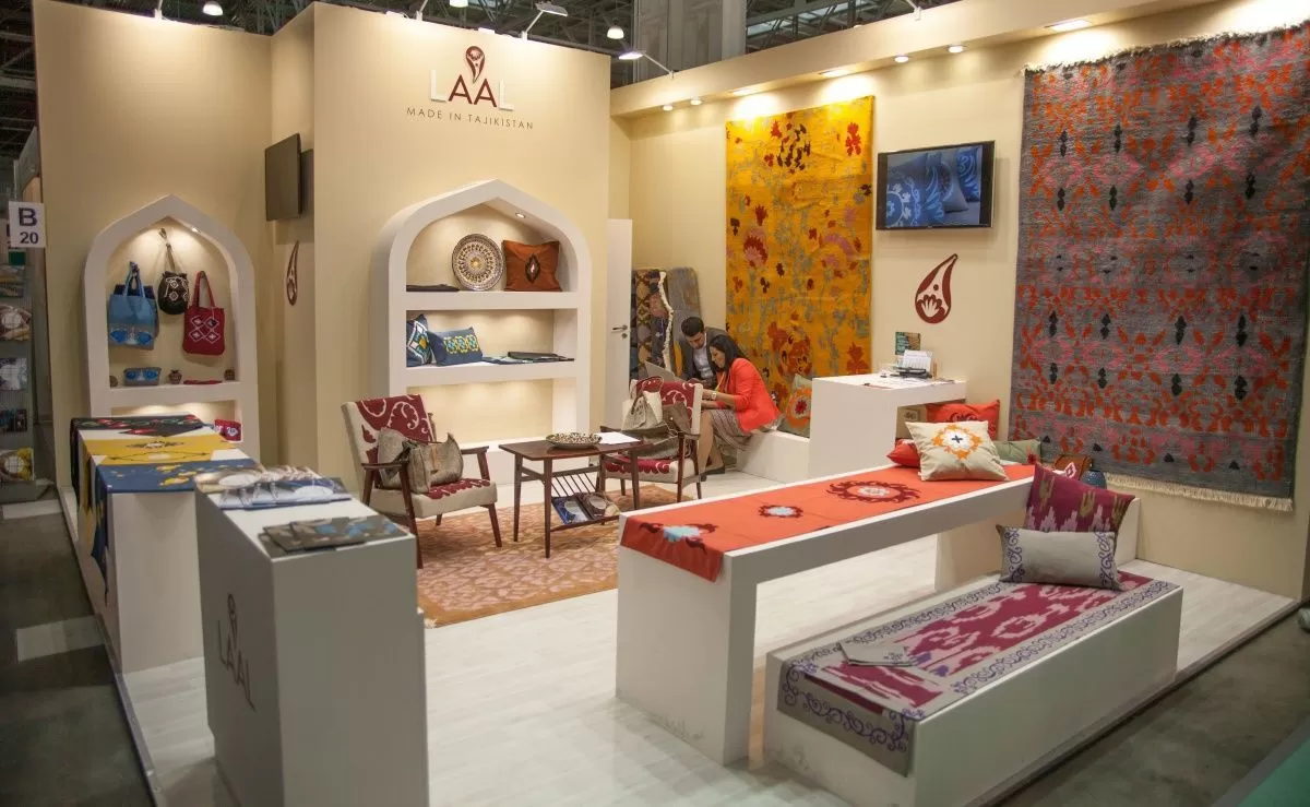 Бренд LA’AL Textiles презентует коллекцию текстиля на ЭКСПО – 2021 в Дубае Бренд LA’AL Textiles презентует коллекцию текстиля на ЭКСПО – 2021 в Дубае