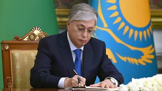 Токаев подписал запрет на въезд в Казахстан педофилам, рецидивистам и экстремистам