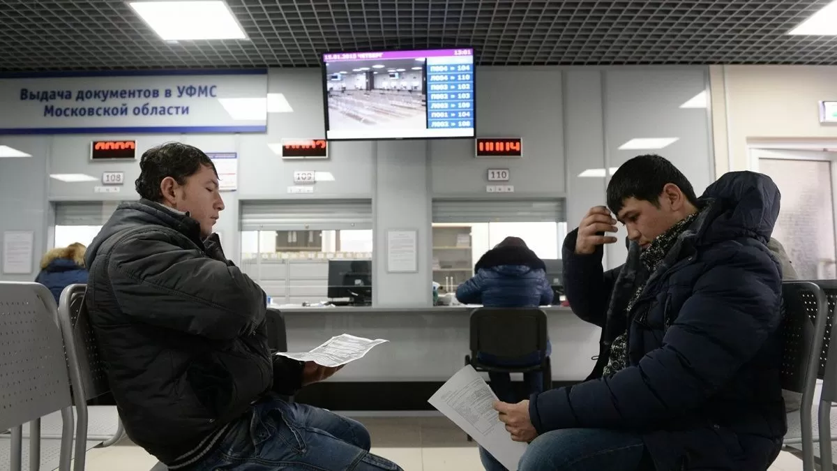 Минтруд РФ предупредил таджикистанцев о последствиях нелегального пребывания в стране Минтруд РФ предупредил таджикистанцев о последствиях нелегального пребывания в стране