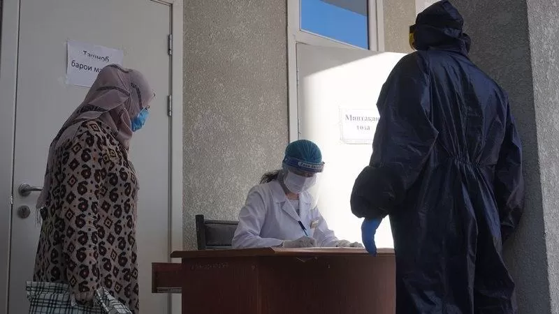 В Таджикистане число инфицированных коронавирусом достигло 10297 человек В Таджикистане число инфицированных коронавирусом достигло 10297 человек