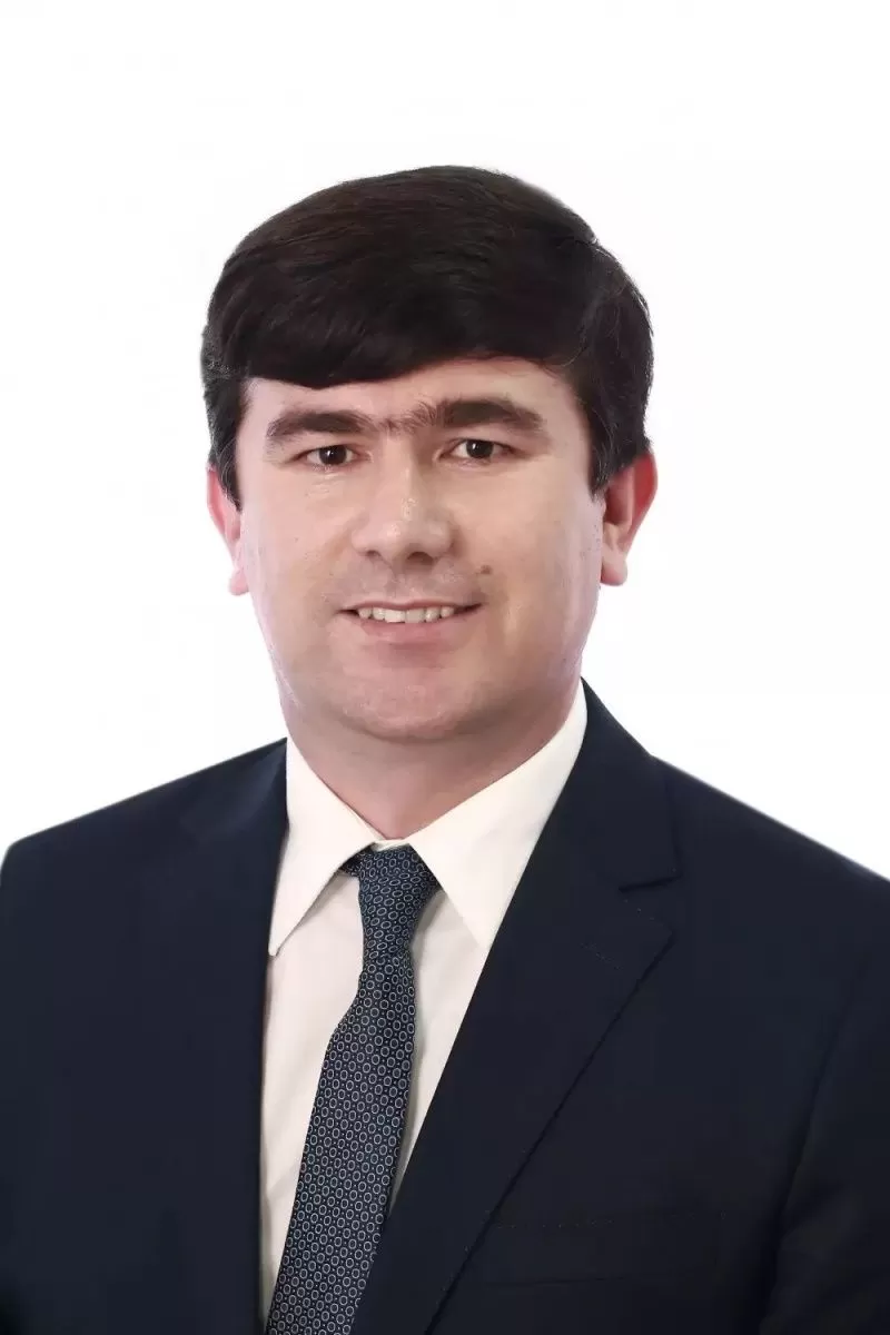 Донишомӯхтаи Италия ва ҳаводори Билл Гейтс. Раиси нави Кумитаи рушди сайёҳии Ҳукумати Тоҷикистон кист? Донишомӯхтаи Италия ва ҳаводори Билл Гейтс. Раиси нави Кумитаи рушди сайёҳии Ҳукумати Тоҷикистон кист?