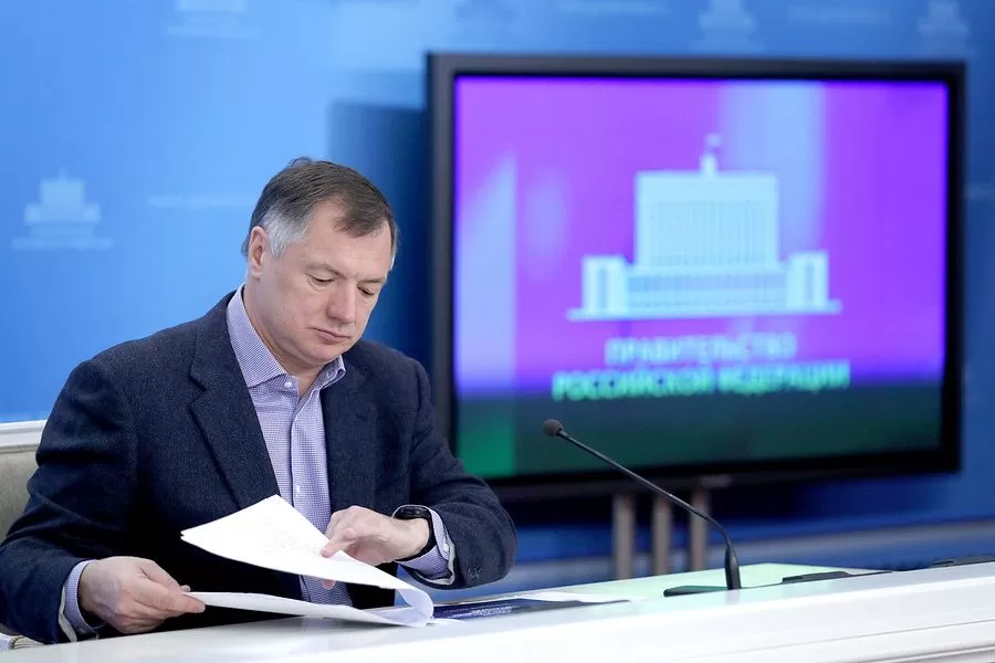 Правительство ищет способы разрешить въезд мигрантов в Россию Правительство ищет способы разрешить въезд мигрантов в Россию