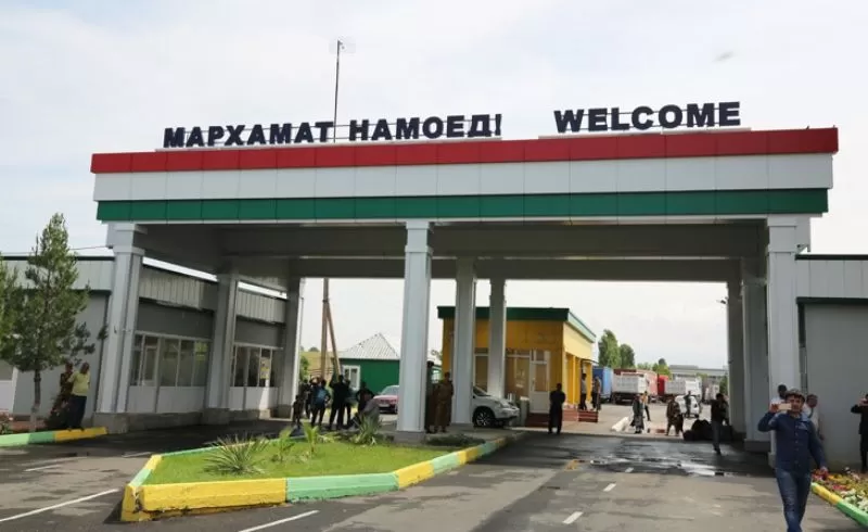 Студентам разрешили пересекать границу Таджикистана с Узбекистаном Студентам разрешили пересекать границу Таджикистана с Узбекистаном