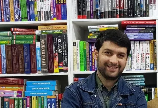 Далер Шариф: “Китоби хондаамон ба дард намехӯрад, агар...” Далер Шариф: “Китоби хондаамон ба дард намехӯрад, агар...”