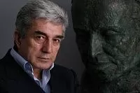 Толиб Шаҳидӣ дар саҳнаи театри опера ва балети Душанбе ҳунарнамоӣ хоҳад кард Толиб Шаҳидӣ дар саҳнаи театри опера ва балети Душанбе ҳунарнамоӣ хоҳад кард