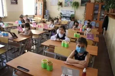 Чӣ гуна ба мактаб бояд омода шуд ва худи муассиса чиро бояд ҷорӣ кунад? Чӣ гуна ба мактаб бояд омода шуд ва худи муассиса чиро бояд ҷорӣ кунад?