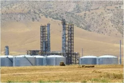 Корхонаи нафт кай ба кор оғоз мекунад? Корхонаи нафт кай ба кор оғоз мекунад?