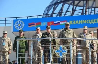 Тамринҳои ҳарбӣ бо нерӯҳои посдори сулҳи СААД дар Белорус Тамринҳои ҳарбӣ бо нерӯҳои посдори сулҳи СААД дар Белорус